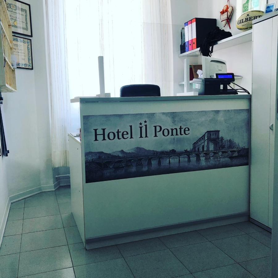 Hotel Il Ponte Чечина Экстерьер фото